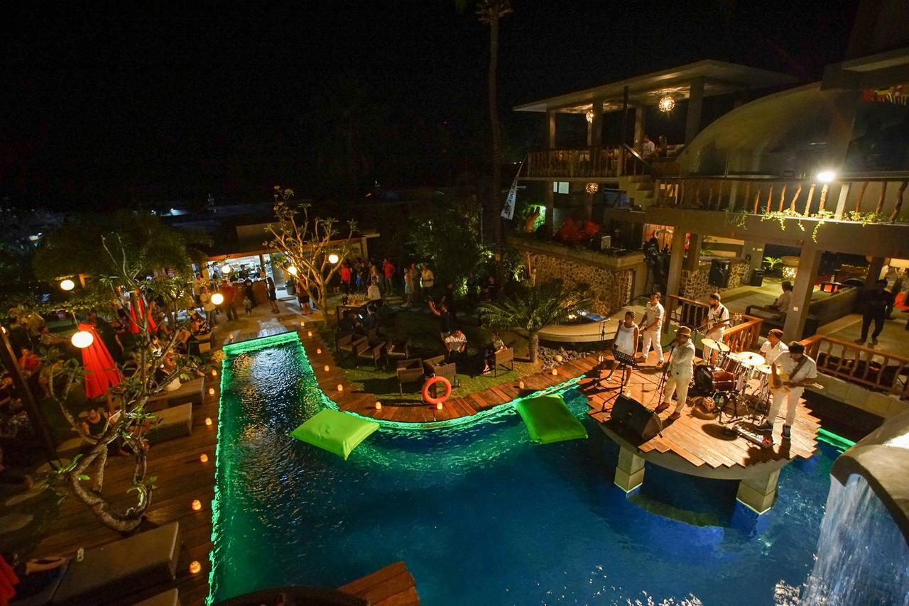 Pipe Dream Villas Resort Kuta  Exterior photo