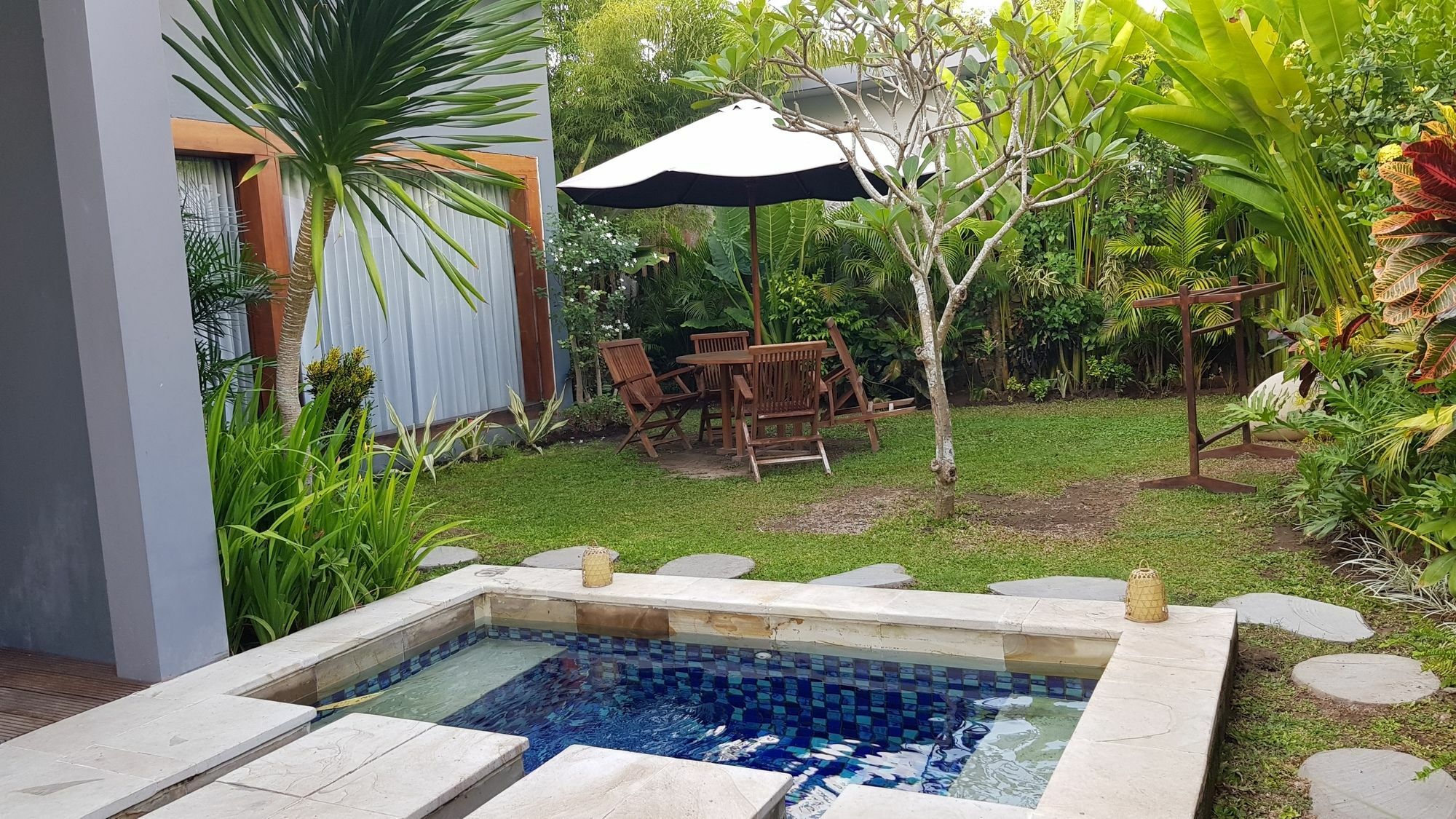 Pipe Dream Villas Resort Kuta  Exterior photo